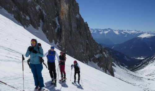 Artikelbild zu Artikel 09.03.2022 – Skitouren: Grünstein – Umfahrung, Mieminger