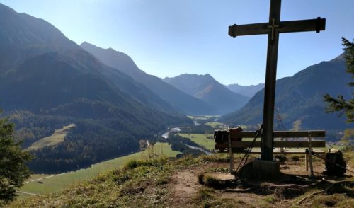 Artikelbild zu Artikel 19.05.2022 – Genießer Touren: Wanderung auf den Baichlstein im Lechtal